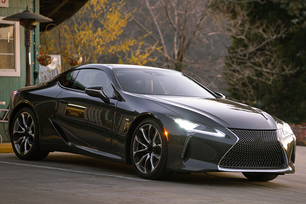 Here’s What Makes the Lexus ES 250 a Super Cruiser